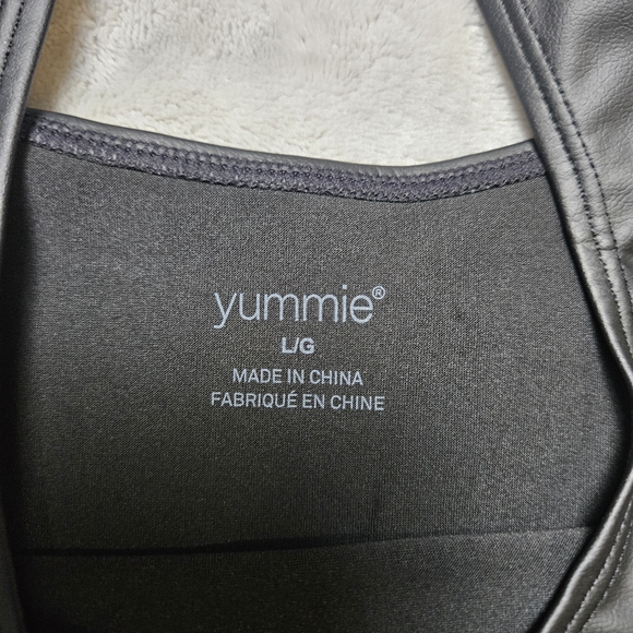 Yummie Faux Leather Thong Bodysuit Women’s Large Black Shapewear Stretch NWT - Picture 7 of 9